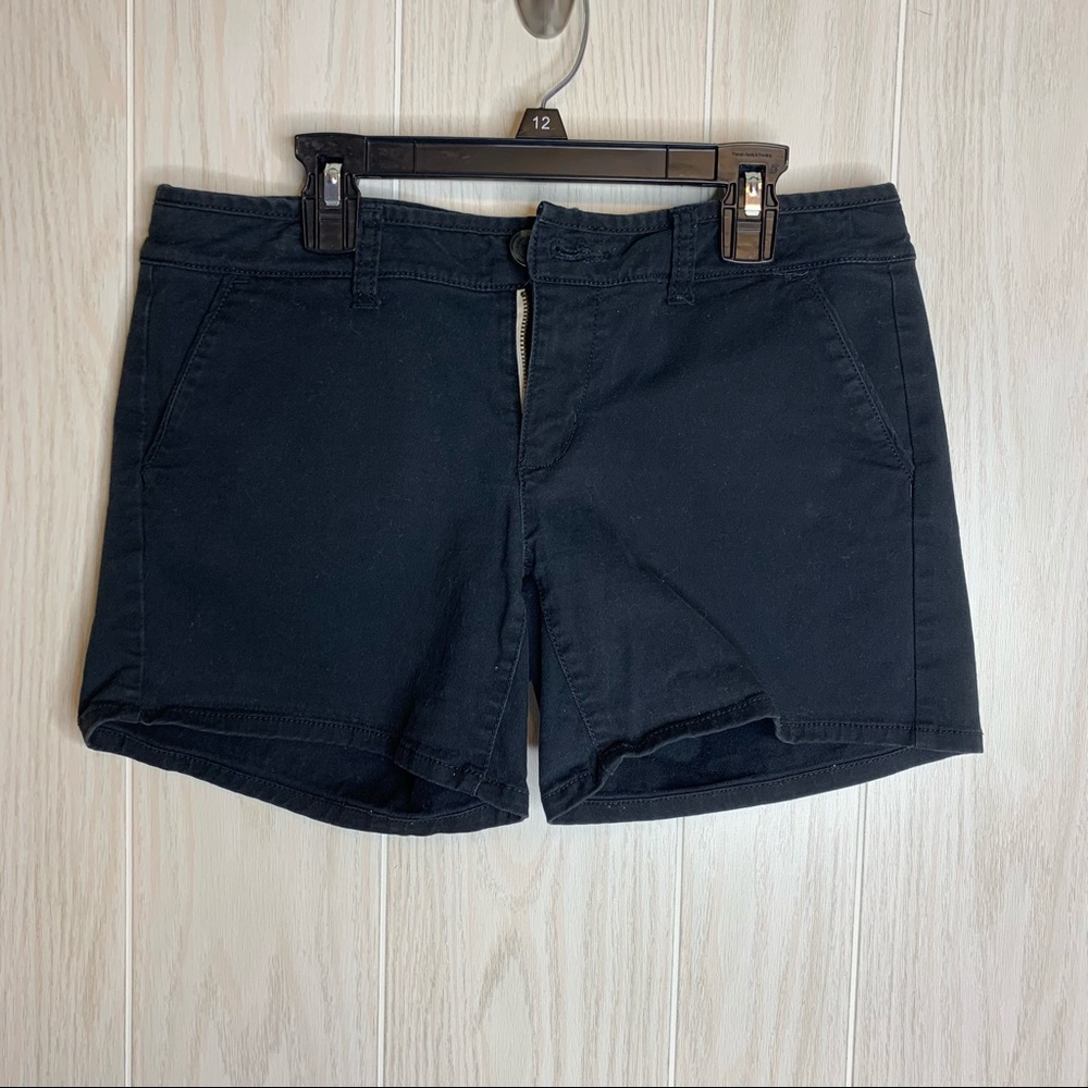 American Eagle Women's Midi Stretch Black Shorts